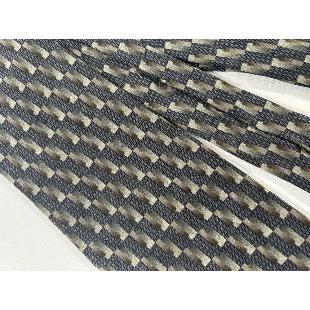 VTG Louis Roth Green Grey Geometric 100% Silk Handmade Men’s Neck Tie 56 x 3.75